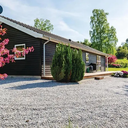 Casa vacanze Three-bedroom Holiday In